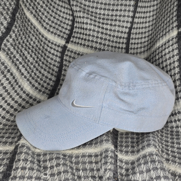 Nike Golf Newsboy Sage Cap Adjustable Strap Swoosh Logo - Picture 1 of 5